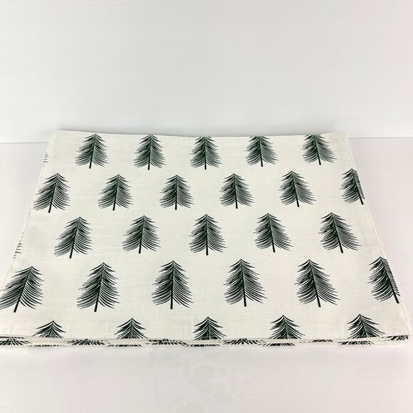 Huntington Home Placemats Evergreen Christmas Trees Cotton Set of 6 - Picture 1 of 5
